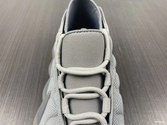 YEEZY ADIDAS 400 H68033 0917